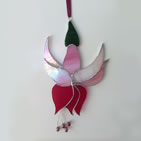 Stained glass window hanger: fuschia with upturned petals